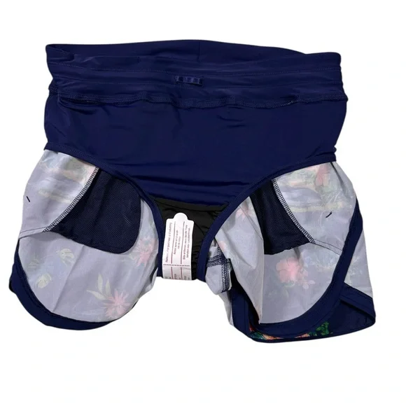 NWOT Lands' End Women's 5" Quick Dry Elastic Waist Board Shorts with Panty - Picture 6 of 9